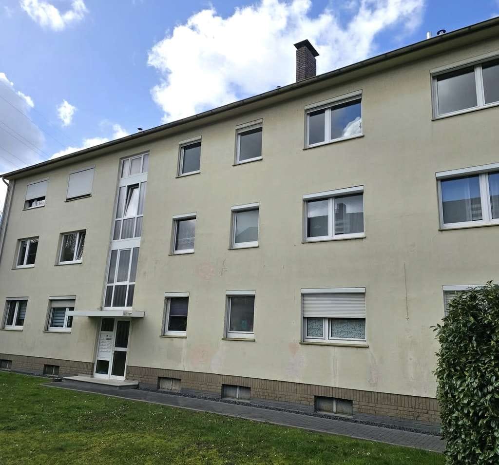 Immobilie in Ratingen - Schöne 2,5 Zimmer Wohnung mit viel Licht und Charme - Bild 0