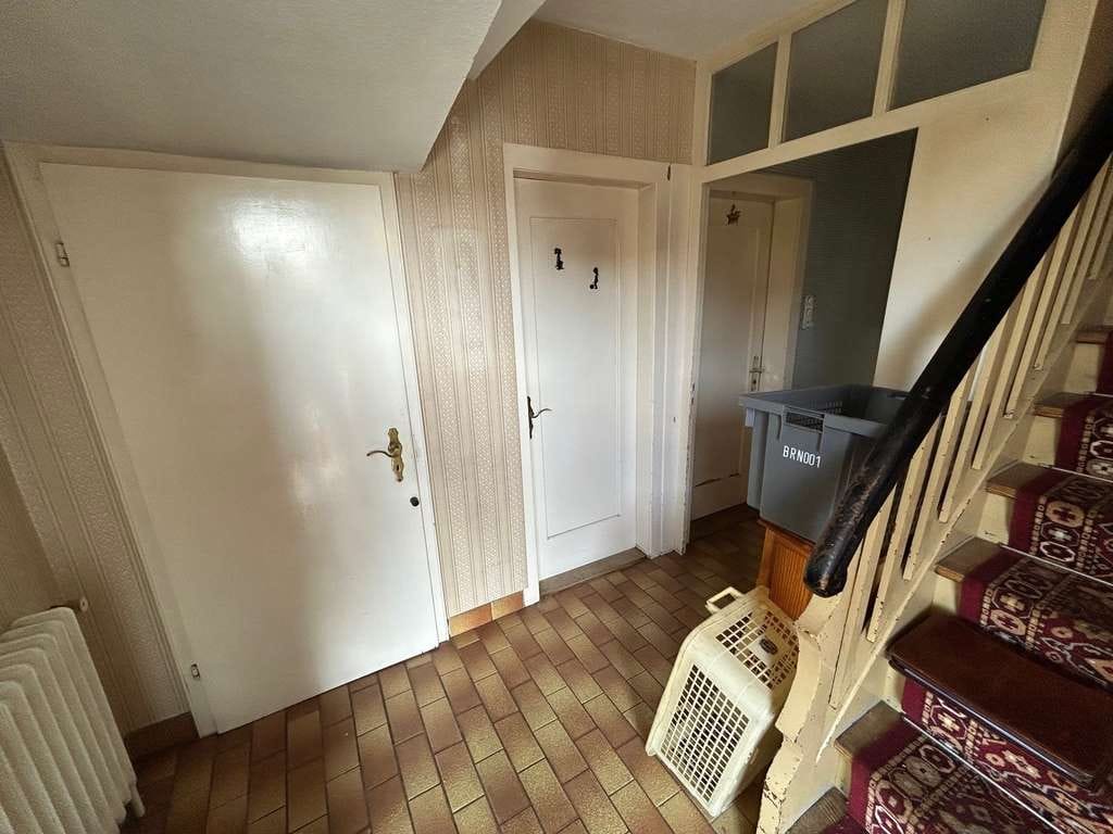Immobilie in Lauf - Lauf - Haus mit Entwicklungspotenzial in guter Lage! - Bild 3