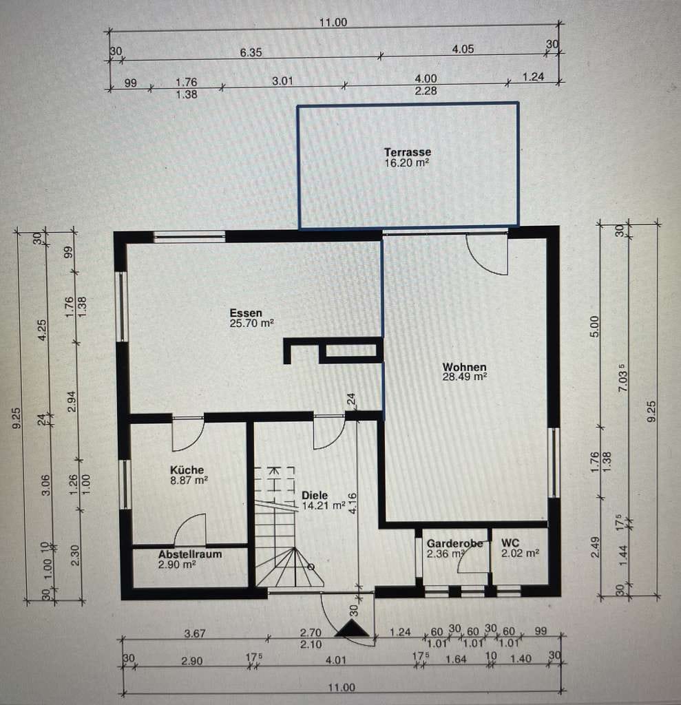 Immobilie in Burgwedel - Gepflegtes Einfamilienhaus mit 5 Zimmern in Großburgwedel- Gewerbe nötig!! - Bild 1