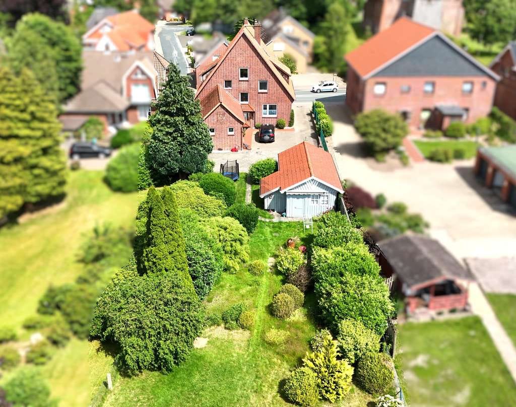 Immobilie in Cadenberge - NEUER PREIS – MEHRFAMILIENHAUS IN CADENBERGE - Bild 2