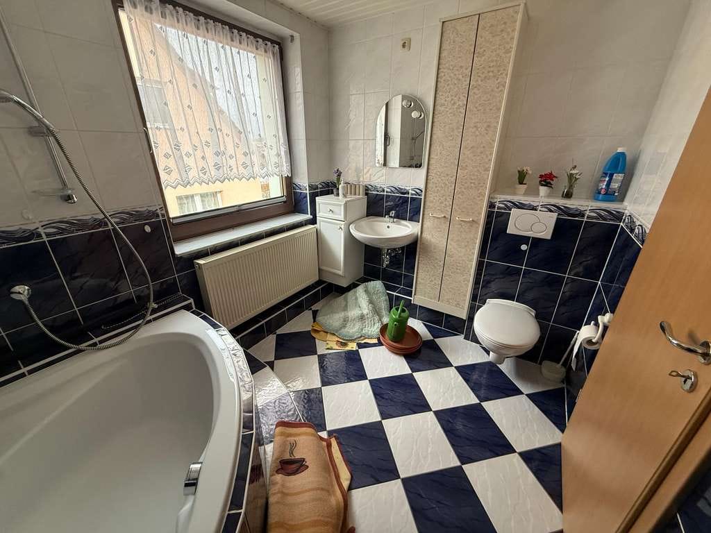 Immobilie in Mühlhausen - beziehbares EFH mit Hofgrundstück in ruhiger Ortsrandlage - Bild 3