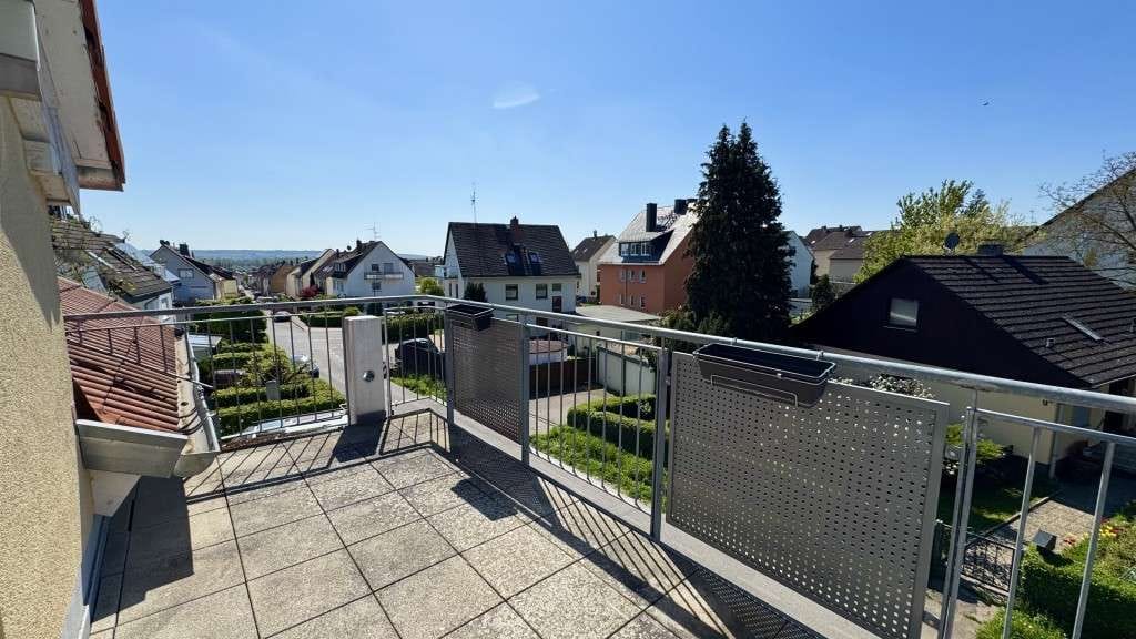 Immobilie in Oestrich-Winkel - ** Oestrich: 2-Zimmer-Wohnung im Dachgeschoss in der Senioren-Residenz ** - Bild 2