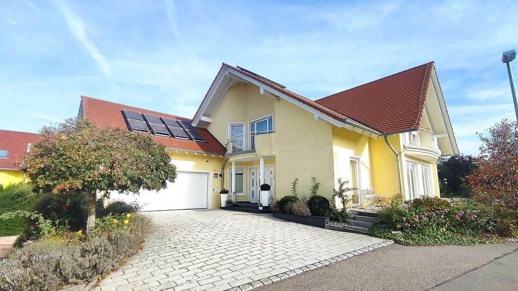 Immobilie in Weißbach - Ein Wohntraum mit Aussicht  - Bild 2