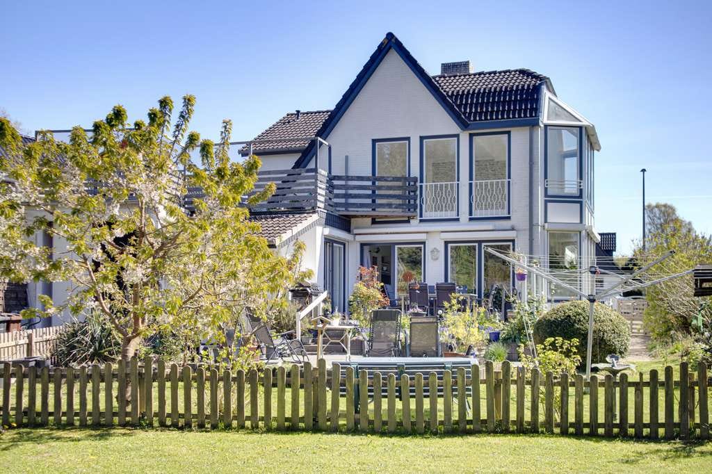 Immobilie in Eckernförde - Ihr neuer Heimathafen für die ganze Familie -
Großzügiges Einfamilienhaus mit Option auf ELW - Bild 2