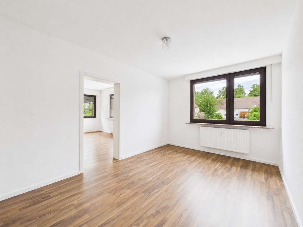 Immobilie in Ebersbach an der Fils - Direkt einziehen, großzügige Wohnung! - Bild 1