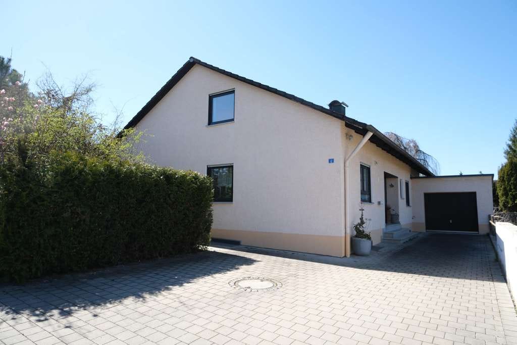 Immobilie in Mödingen - Einziehen und Losleben: Umfangreich saniertes Einfamilienhaus in Wittislingen! - Bild 3