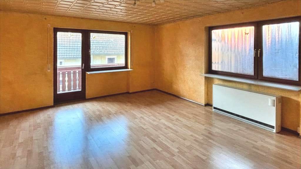 Immobilie in Loßburg - Mehrfamilienhaus in schöner Aussichtslage
 - Bild 2