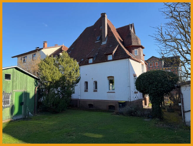 Immobilie in Alsfeld - STILVOLLES EIGENHEIM IN DER STADTMITTE!
KEINE KÄUFERPROVISION! - Bild 1