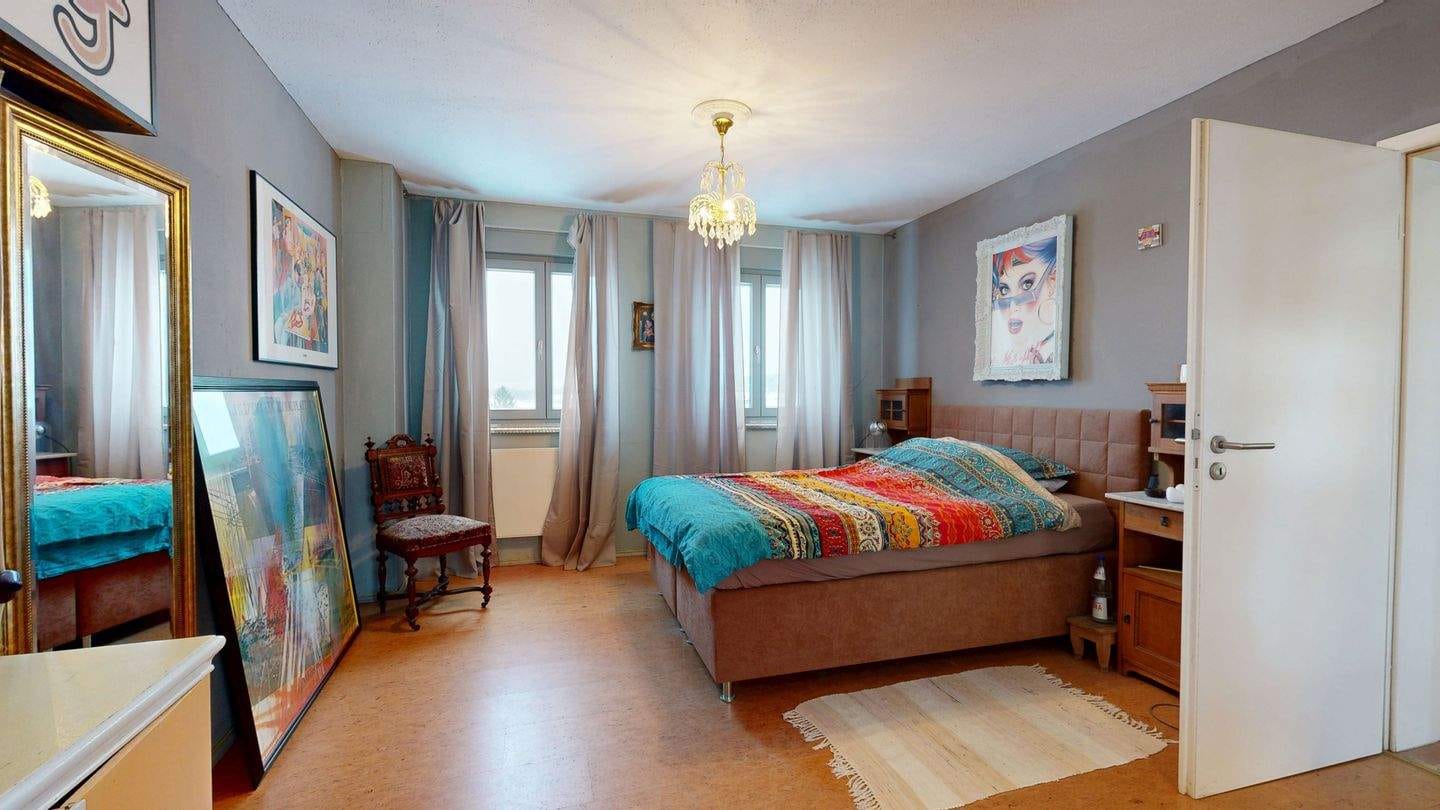 Immobilie in Eisenberg (Pfalz) - Mehrgenerationenhaus mit separater Wohneinheit - Bild 1