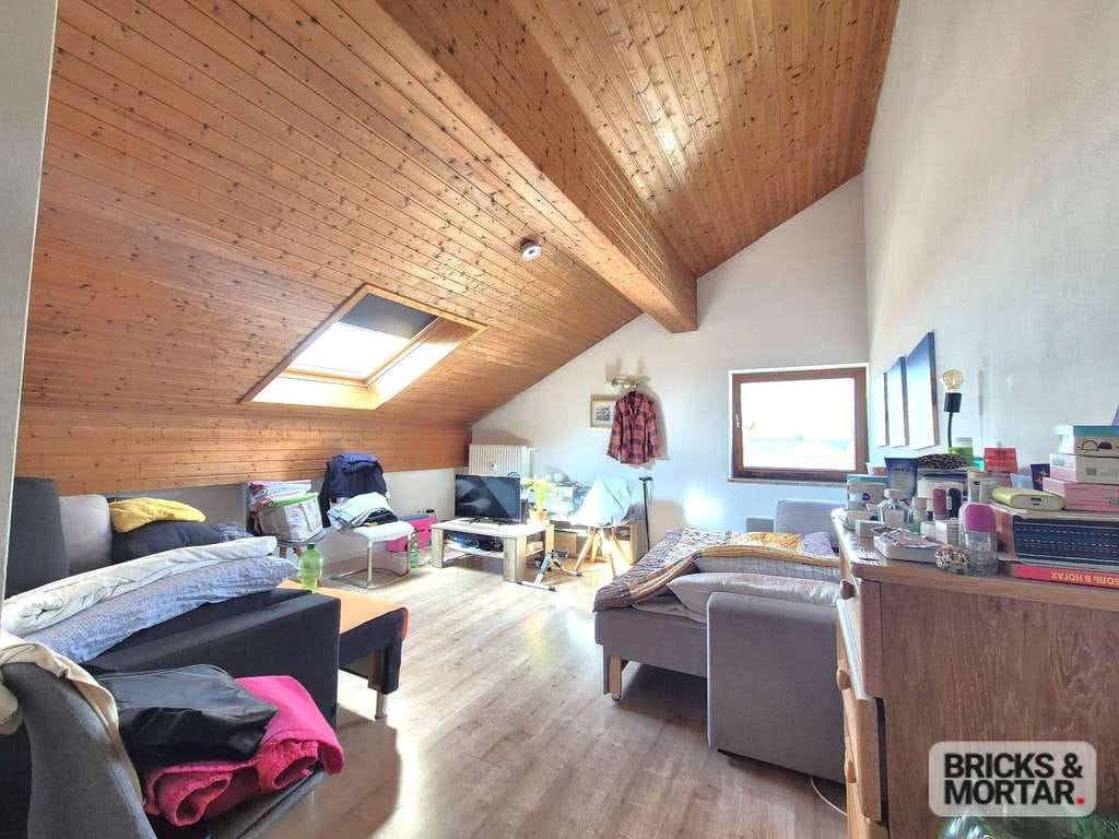 Immobilie in Halfing - *Helle DG-Wohnung mit Balkon und Keller – perfekt für Selbstnutzer oder Anleger* - Bild 2