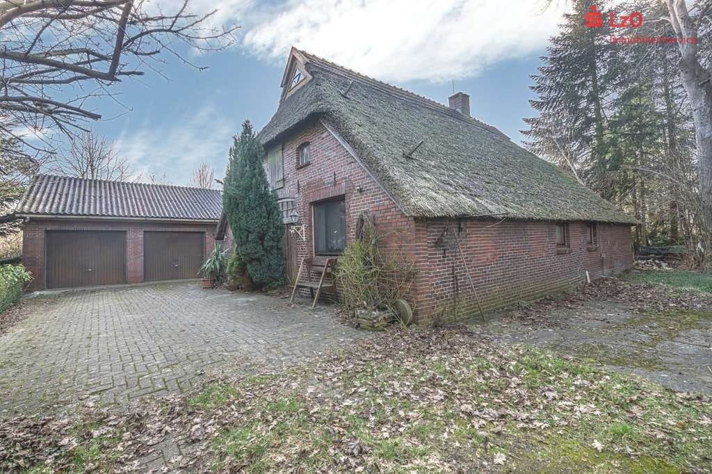 Immobilie in Jade - Landhaus mit Reetdach in traumhafter Lage - Bild 0