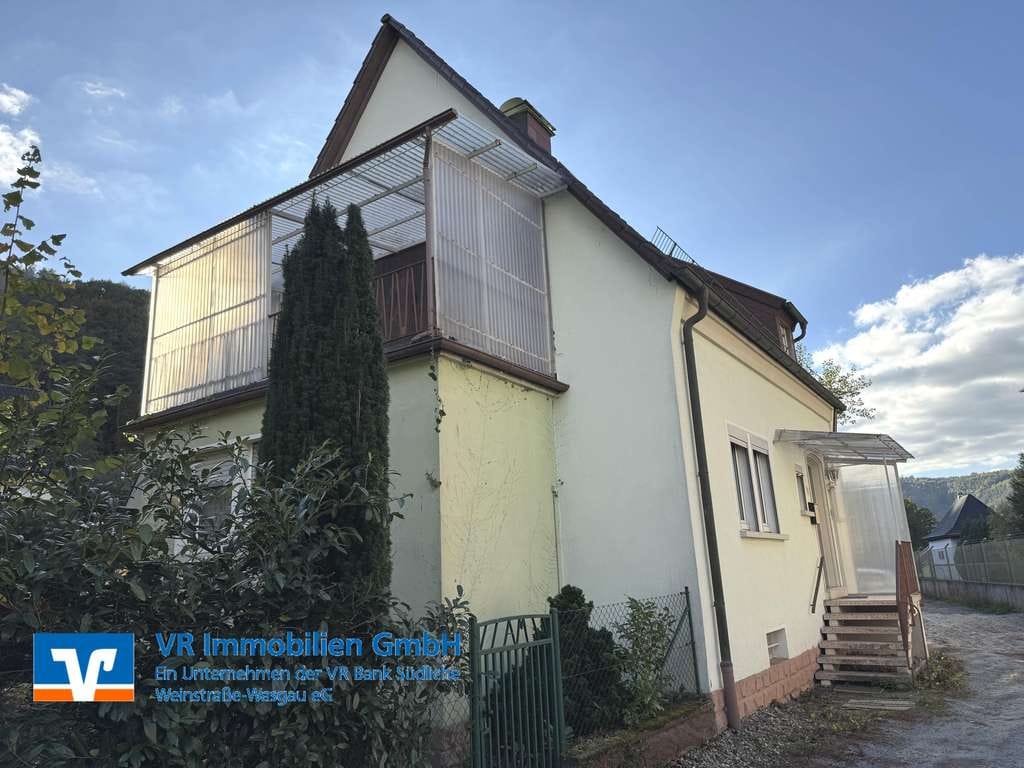 Immobilie in Hauenstein - Charmantes, älteres Einfamilienhaus mit Potenzial zur individuellen Gestaltung in attraktiver Lage - Bild 0