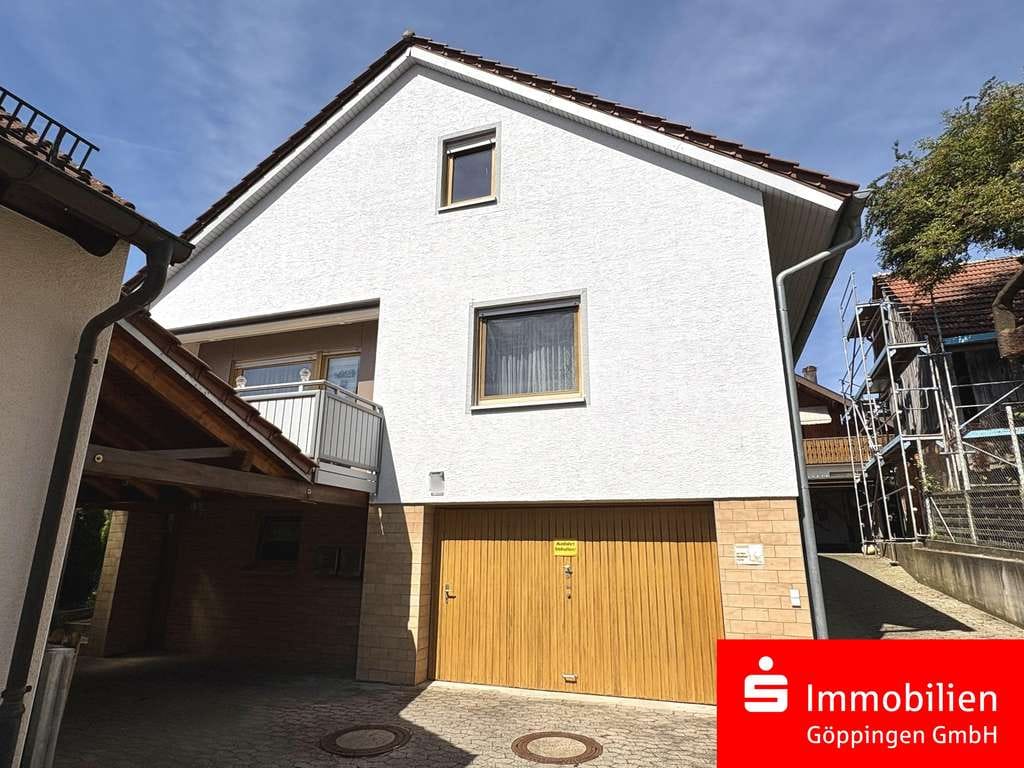 Immobilie in Bad Überkingen - Großes Zweifamilienhaus mit Carport und Doppelgarage!  - Bild 0