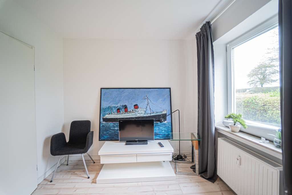 Immobilie in Grömitz - Sofort verfügbar! Großzügige, möblierte 3-Zimmer-Wohnung mit Balkon in ruhiger Lage! - Bild 4