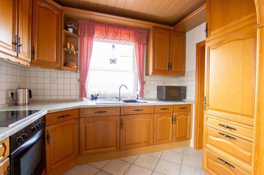 Immobilie in Westerholt - Gepflegter Bungalow in Ostfriesland mit Garage und Garten - Bild 4