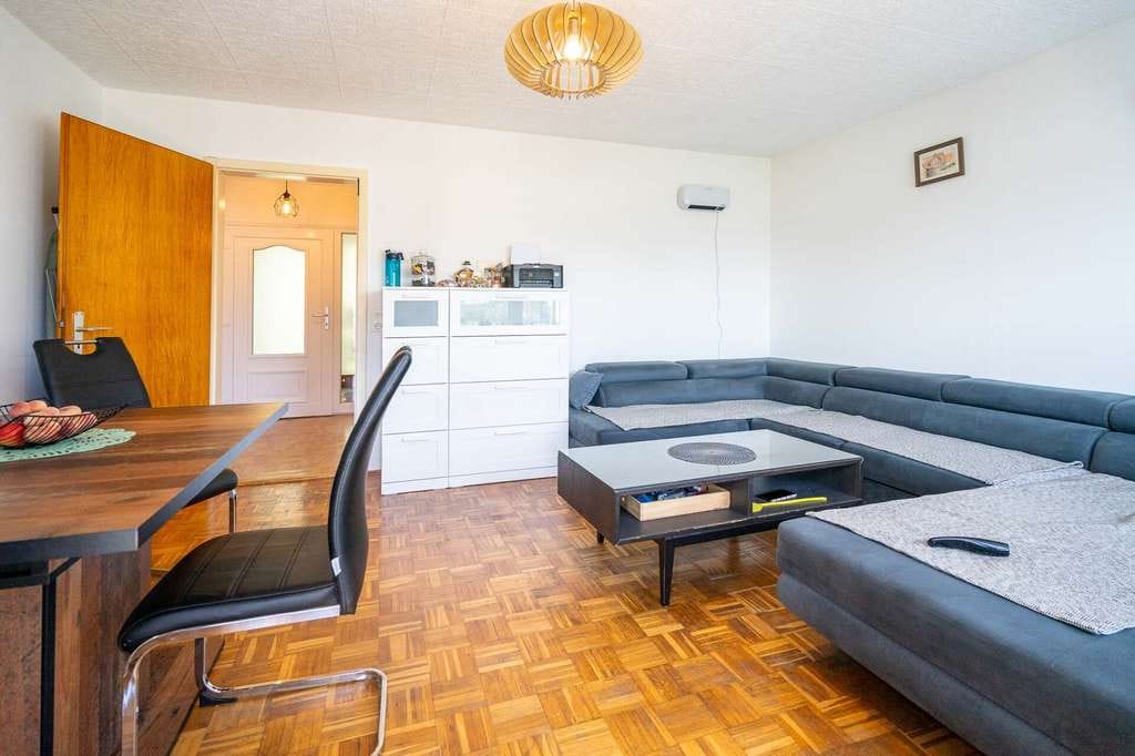 Immobilie in Laichingen - Sonnige Erdgeschosswohnung mit Terrasse, Gartenanteil und viel Gestaltungsspielraum - Bild 3
