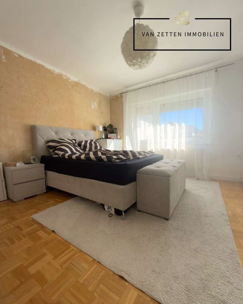 Immobilie in Rockenberg - Ein-Zweifamilienhaus mir großem Garten, Garage und Stellplätzen - Bild 4