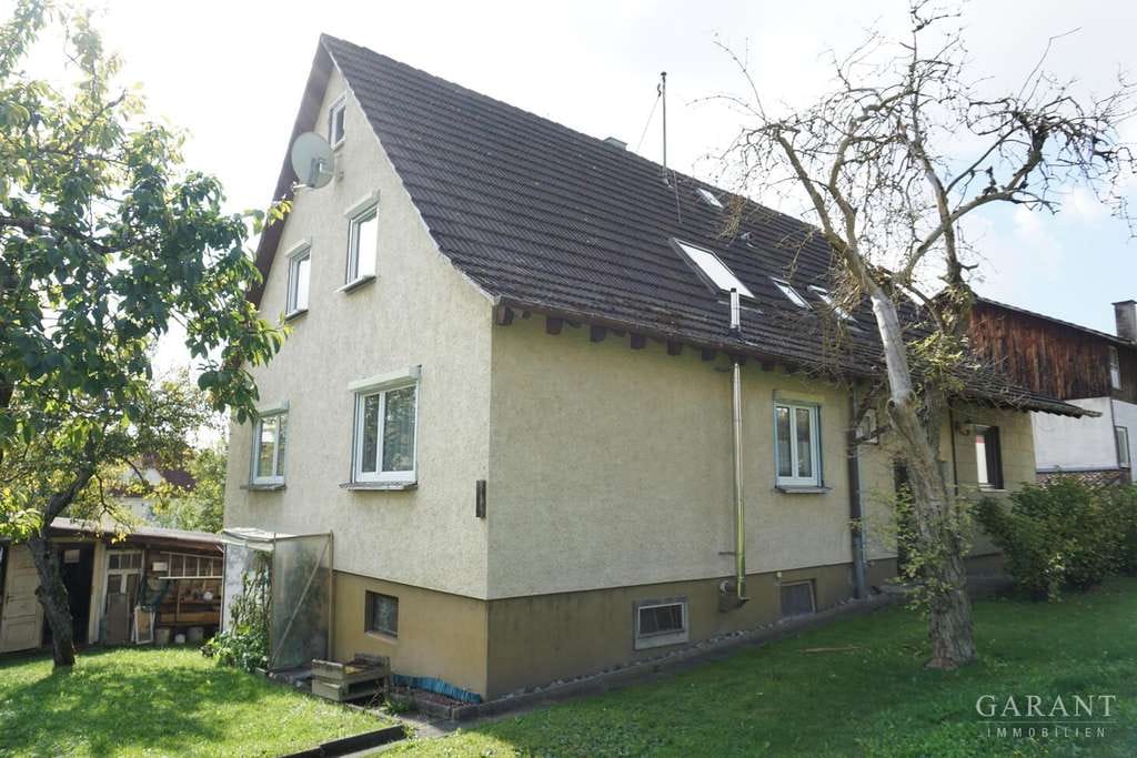 Immobilie in Bösingen - Großzügiges Wohnhaus mit Werkstatt und weitläufigem Grundstück! - Bild 0