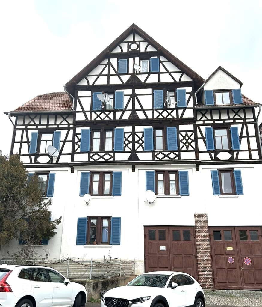 Immobilie in Esslingen am Neckar - Charmante und charakteristische 3-Zimmer-Wohnung im Herzen von Esslingen am Neckar - Bild 0