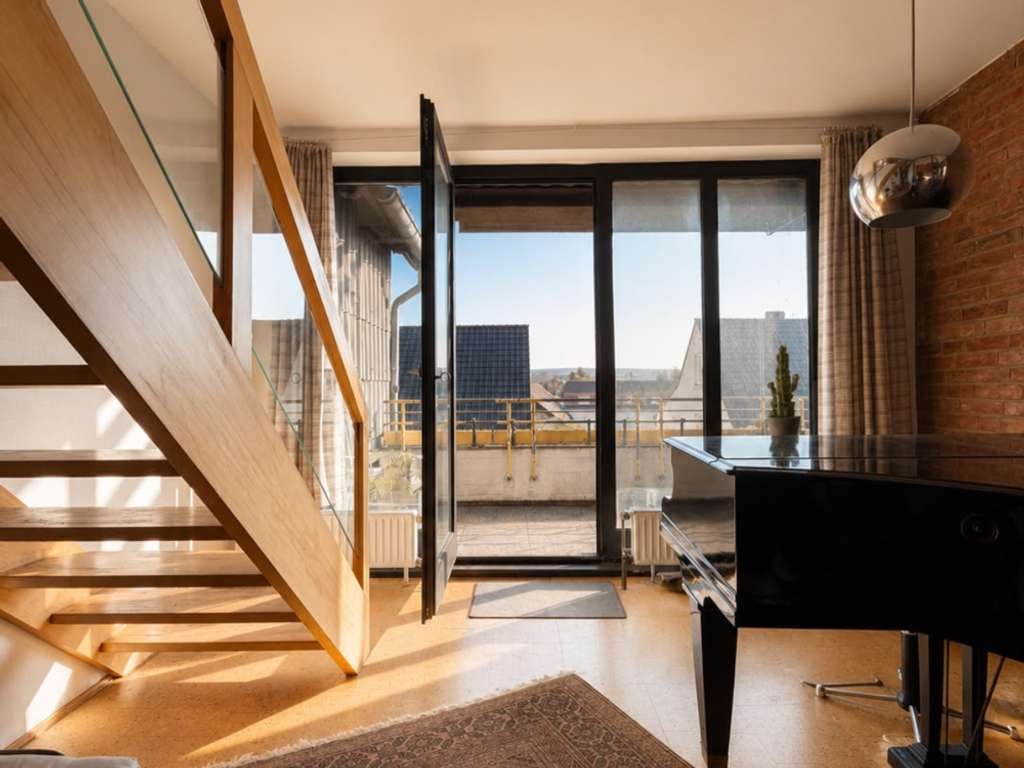 Immobilie in Holzminden - Großzügige Maisonette-Wohnung mit Galerie, Fachwerkcharme & Balkon in Holzminden! - Bild 3