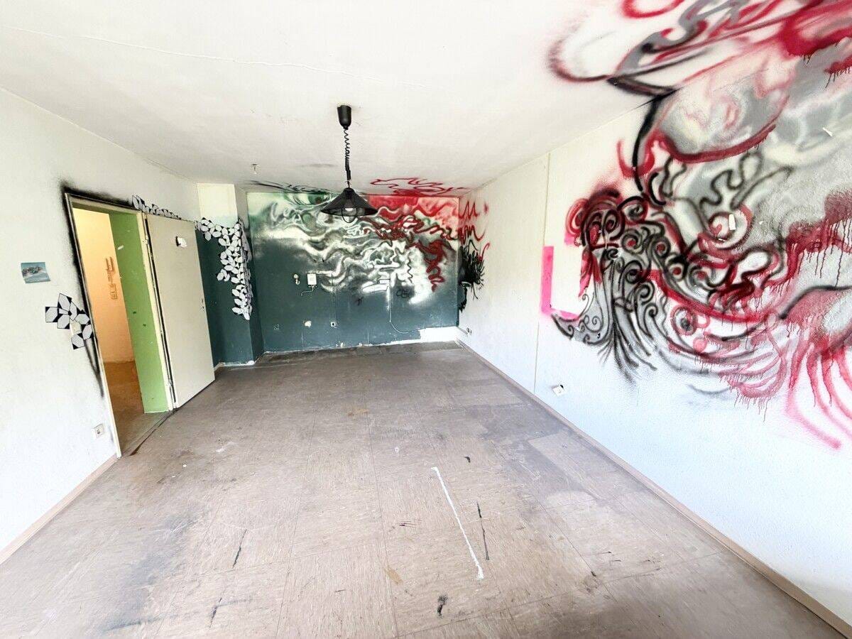 Immobilie in Saarbrücken - 1-Zimmer-Wohnung mit Balkon in Saarbrücken-Güdingen - Bild 1