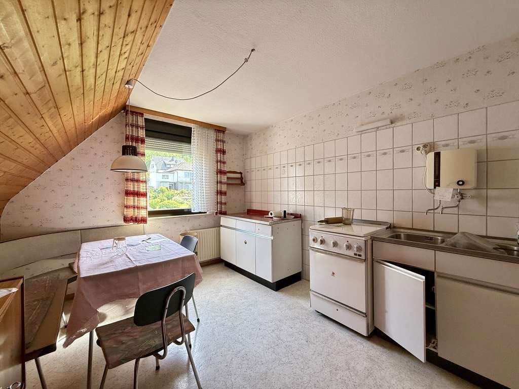 Immobilie in Daaden - Familienhaus mit Charme und vielseitigen Möglichkeiten! - Bild 4