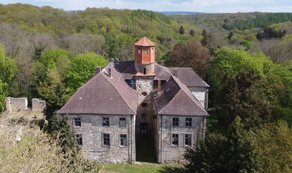 Immobilie in Finneland - ⭐️ Kaufen Sie eine Wohnung in einem historischen Gebäude / Schloss Steinburg 🏰 - Bild 2