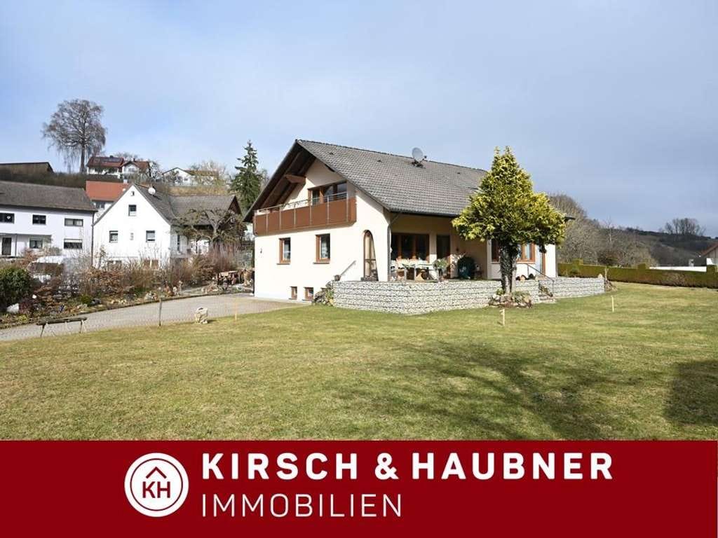 Immobilie in Deining - Für die große Familie!
Tolles Wohnen & Leben im Ortszentrum,    
   Deining - Ortsmitte - Bild 0