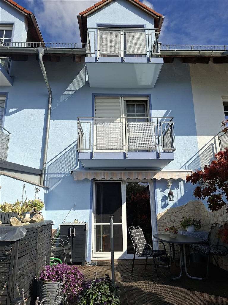 Immobilie in Velden - Familien aufgepasst! Attraktives Reihenhaus in sonniger Lage! - Bild 1