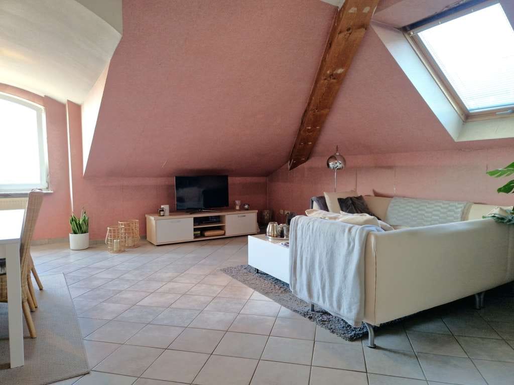 Immobilie in Rauenberg - PROVISIONSFREI! 3-Zimmer-Dachgeschoss-Wohnung mit Balkon und Garage in Rauenberg-Malschenberg - Bild 2