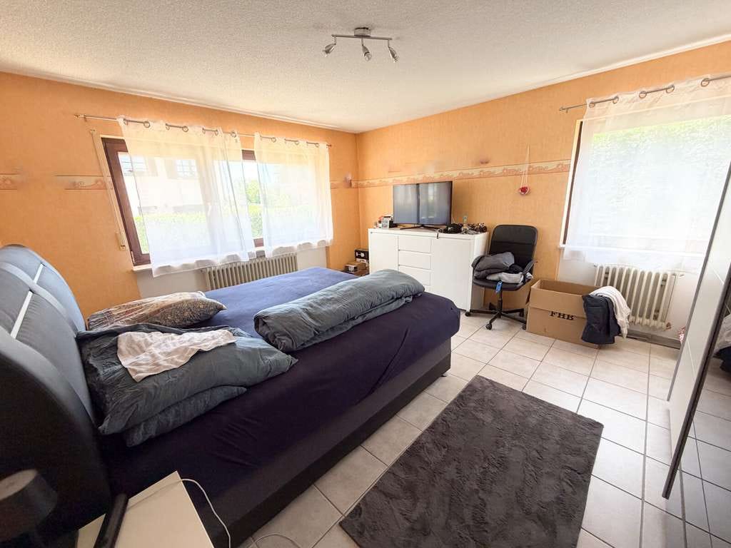 Immobilie in Künzelsau - Mehrfamilienhaus mit Nebengebäuden und großem Grundstück – ideal für Pferdehalter - Bild 1