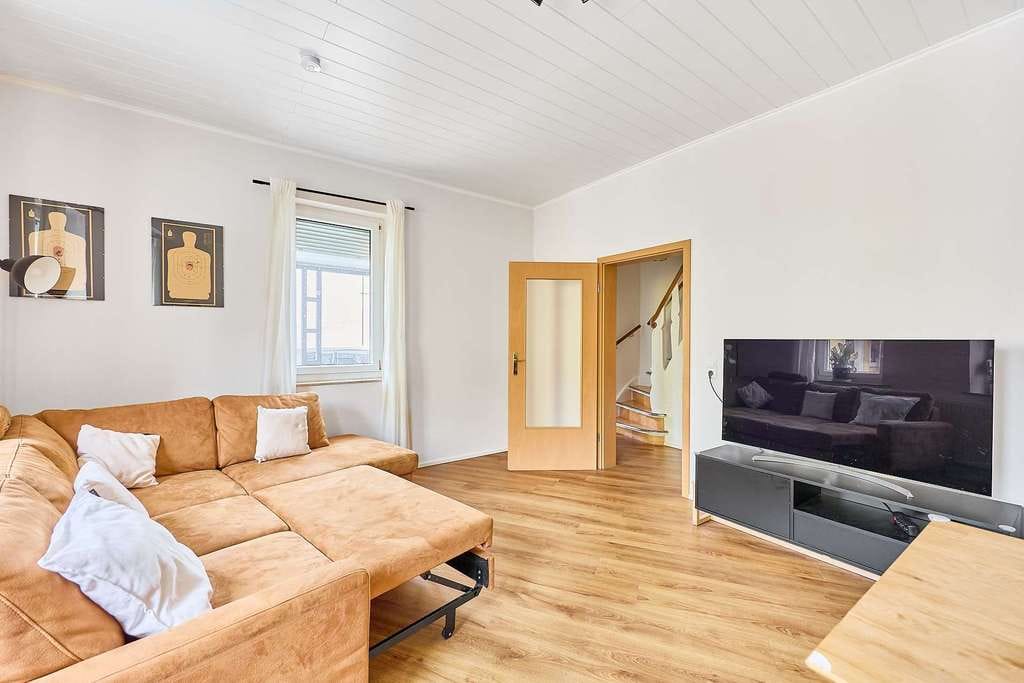 Immobilie in Maikammer - Modernisiertes Wohnhaus mit großzügiger Raumaufteilung in beliebter Lage - Bild 3