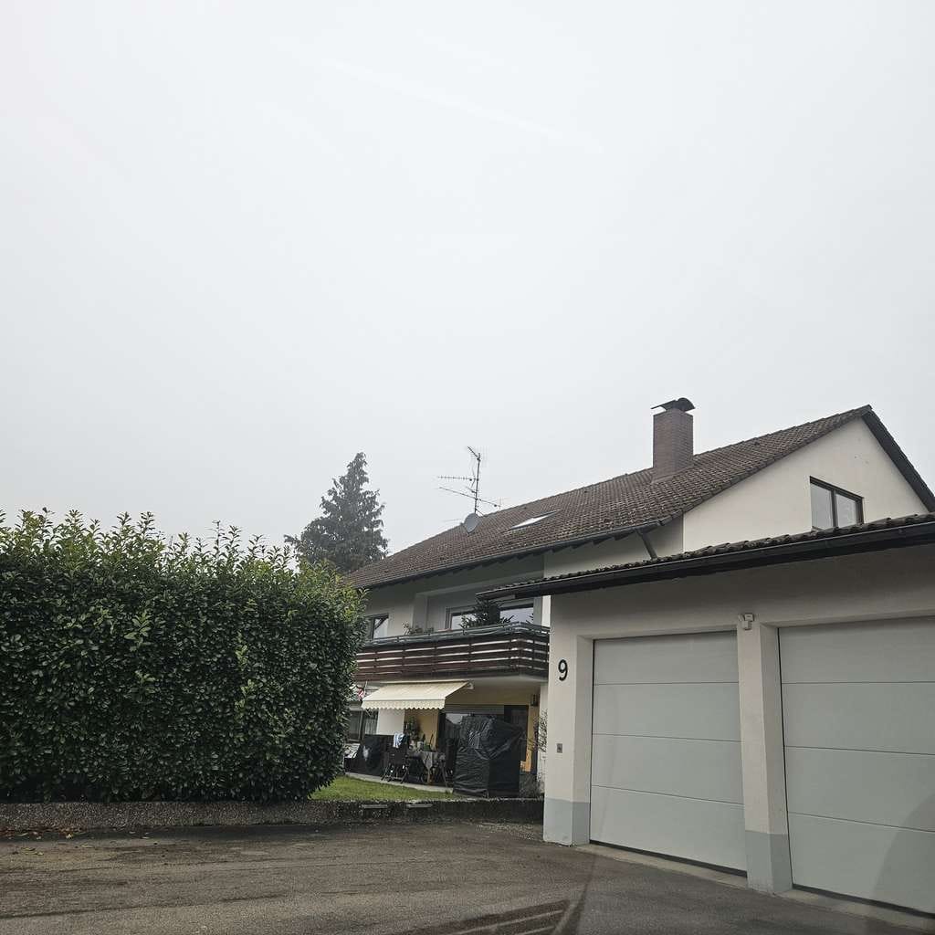 Immobilie in Ebenweiler - Schönes Dreifamilienhaus mit wunderschönem Garten - Bild 2