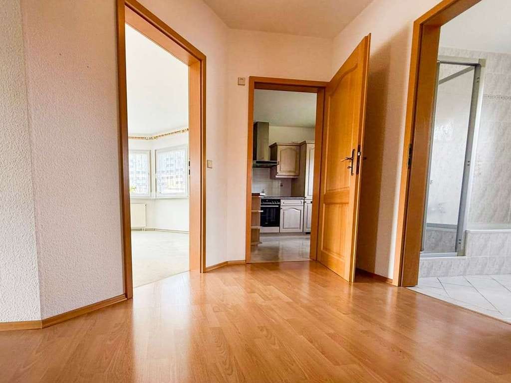 Immobilie in Krostitz - Großzügiges EFH | Einliegerwohnung möglich | ausgebauter Keller & Dachboden - Bild 3