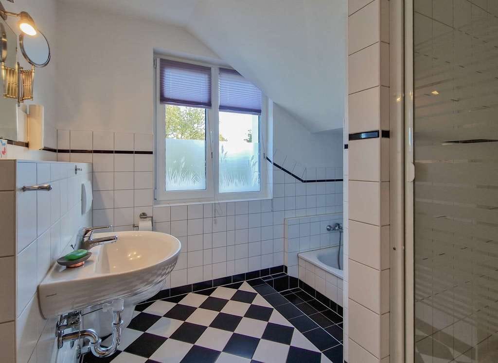 Immobilie in Heringsdorf - große 3-Zimmerwohnung in zentraler Lage von Heringsdorf - Bild 2