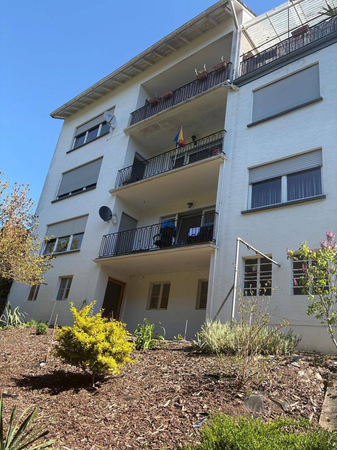 Immobilie in Rodalben - Kapitalanlage mit Perspektive - Gepflegtes 4-Familienhaus in bevorzugter Wohnlage - Bild 3