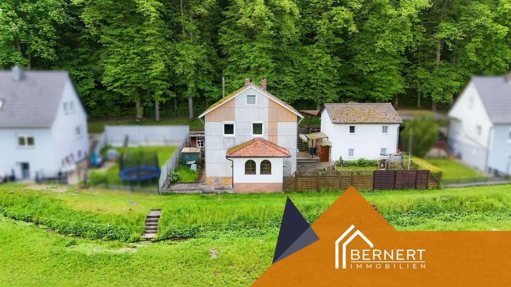 Immobilie in Kasendorf - Zwei Wohneinheiten, großes Potenzial & Platz für Ihre Zukunft – vielseitiges Haus mit Ausbaureserve - Bild 1