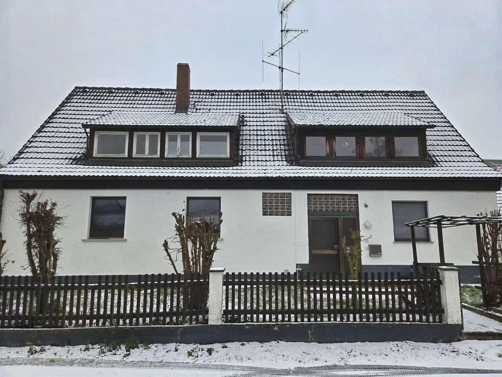Immobilie in Untermerzbach - Großzügiges EFH (Wfl. 195 m²) mit Garage und sonnigem Garten in Siedlungslage von Untermerzbach
 - Bild 2