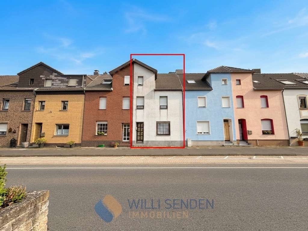 Immobilie in Düren - Renovierungsbedürftiges Reihenhaus mit viel Potenzial für Handwerker und kreative Gestalter - Bild 1