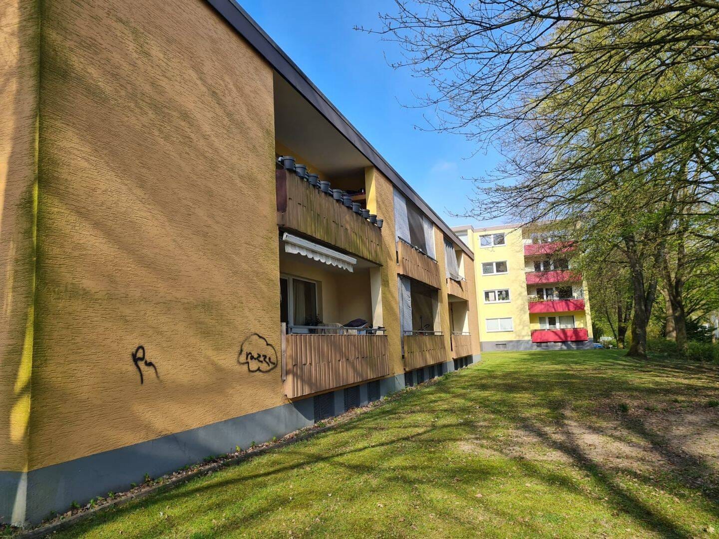 Immobilie in Bielefeld - Bielefeld-Baumheide: Große 5 Zi.-ETW im Erdgeschoss mit Balkon - Bild 2