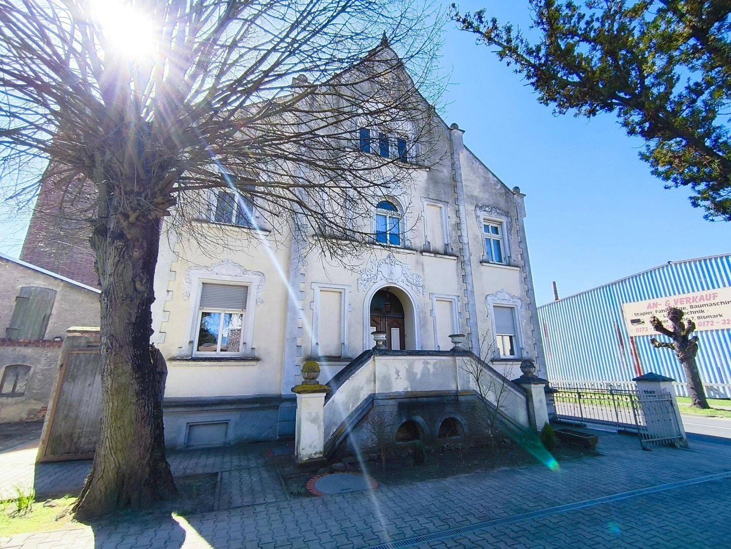 Immobilie in Bismark (Altmark) - Gepflegter Altbau mit 2 Wohnungen - Bild 2