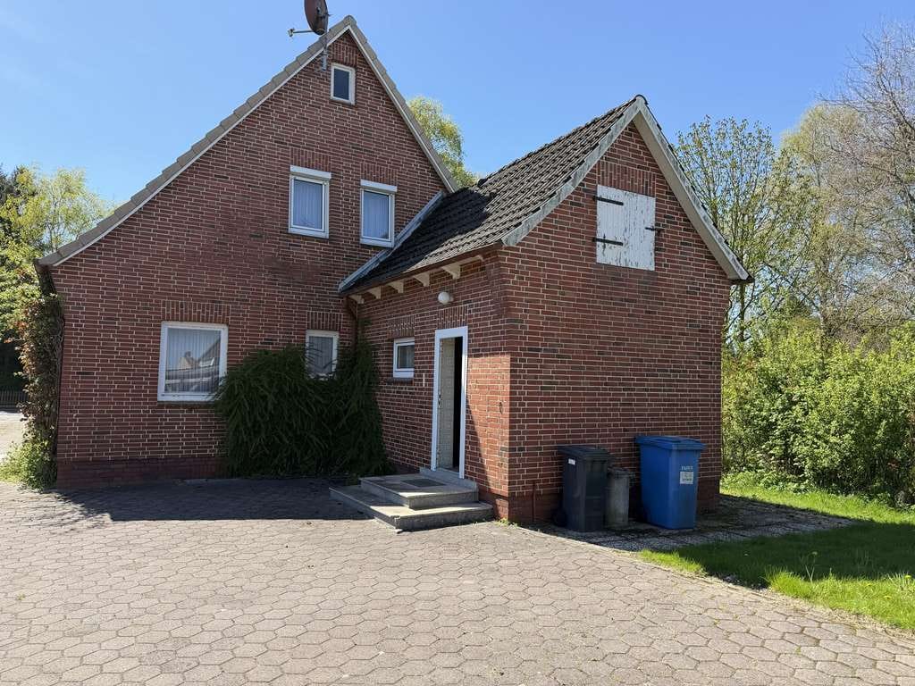 Immobilie in Neuenkirchen - Leben an der Nordseeküste. Bezahlbares Wohnhaus mit großem Grundstück und viel Potential. - Bild 1