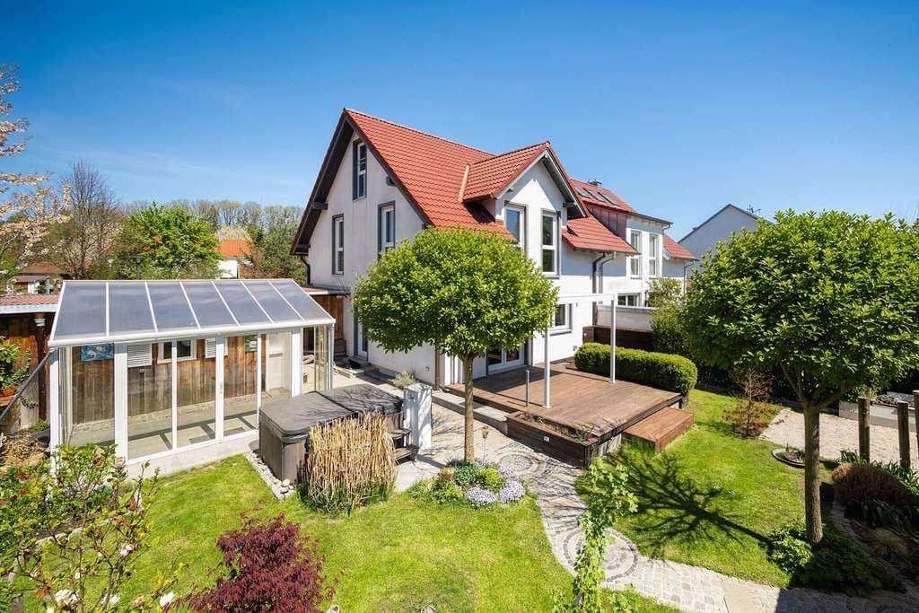 Immobilie in Kirchdorf an der Amper - Hier will ich wohnen! Ruhig gelegene Doppelhaushälfte in parkähnlicher Siedlung - Bild 0