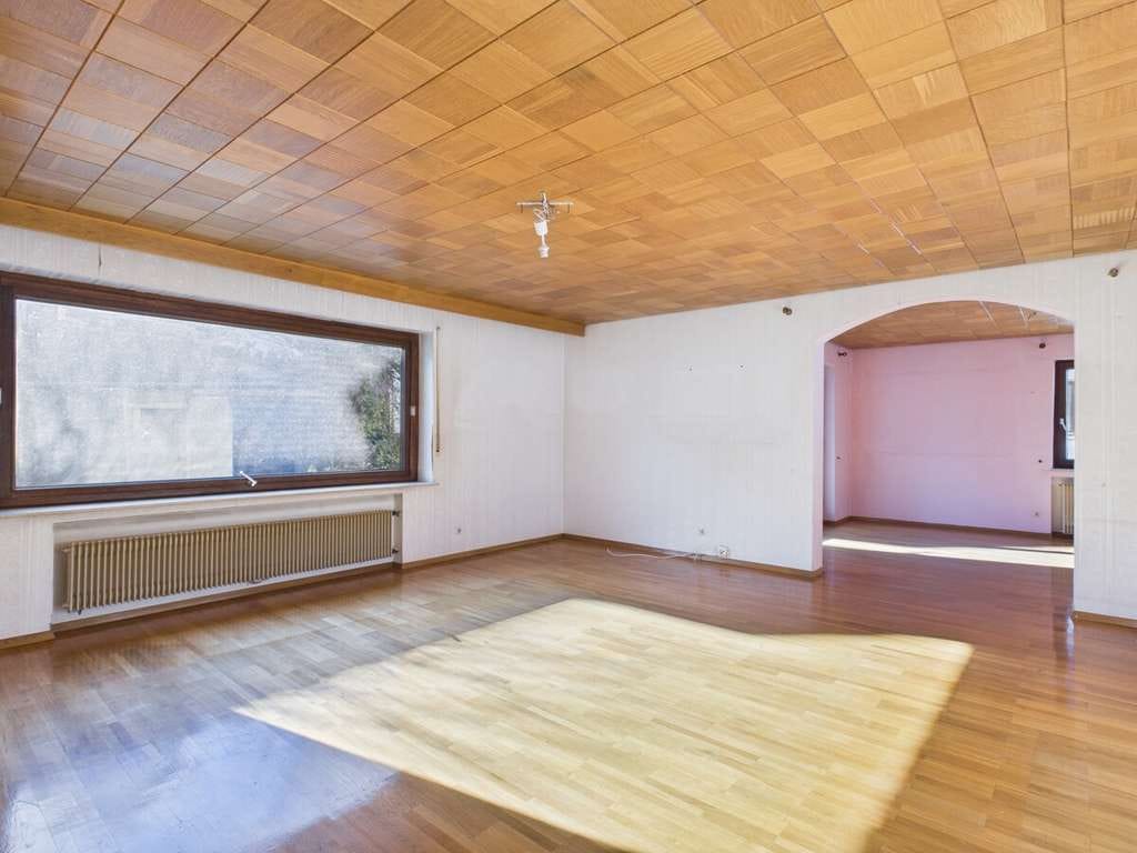 Immobilie in Zimmern ob Rottweil - Einfamilienhaus mit viel Charme und Potential ! - Bild 2