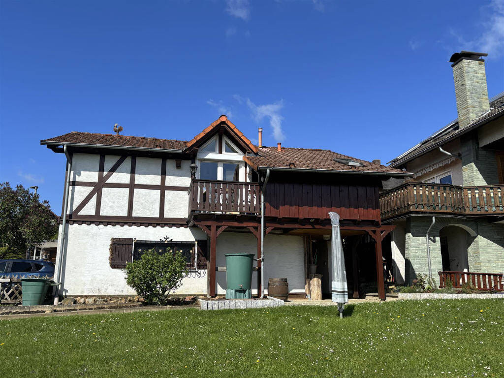 Immobilie in Bad Zwesten - Attraktives Ensemble aus Dreifamilienhaus und Ferienhaus in Bad Zwesten - Bild 4