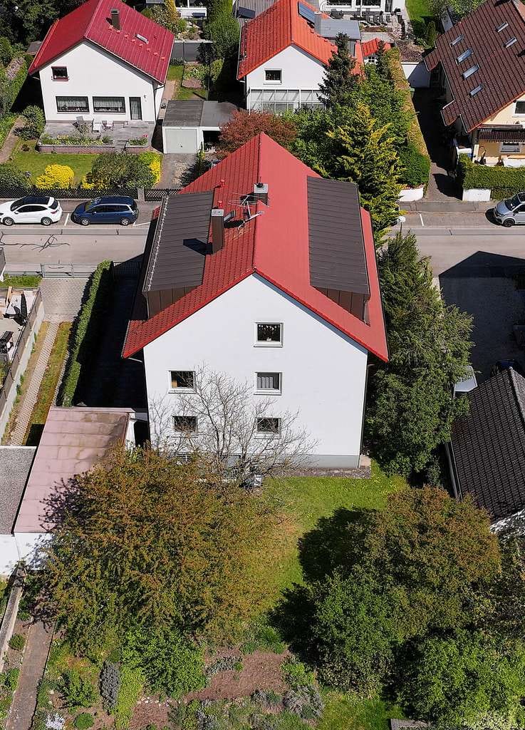 Immobilie in Wendelstein - Wendelstein- Gepflegtes Dreifamilienhaus in traumhafter Lage zum Ludwig- Donau Main Kanal - Bild 2