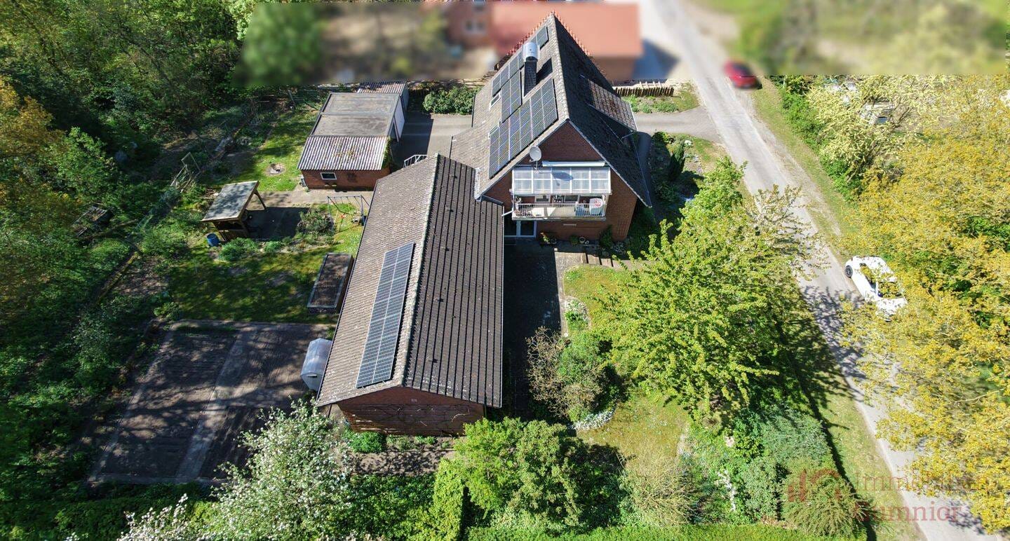 Immobilie in Emsbüren - IMMOBILIEN GUMNIOR präsentiert: großzügiges Einfamilienhaus  im Außenbereich von Emsbüren - Bild 1