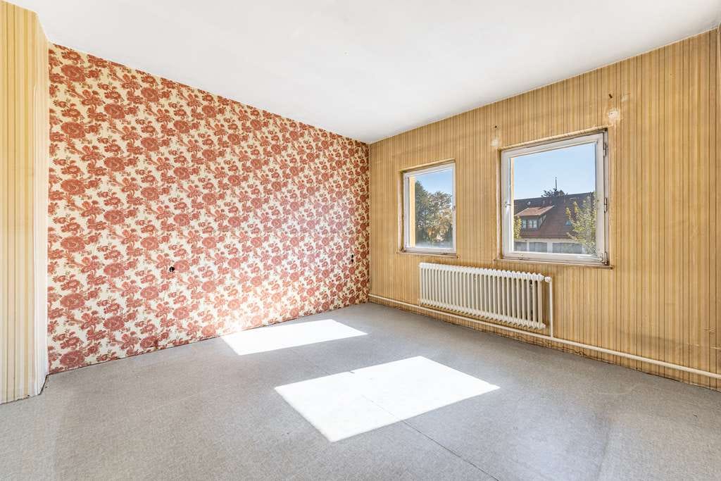 Immobilie in Kaufbeuren - Provisionsfrei - Charmante Altbauvilla von 1905 mit Gartenpavillon & idyllischem Südostgarten - Bild 1