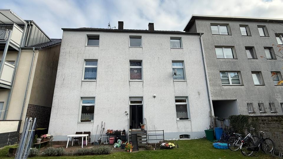 Immobilie in Marl - Vermietetes 3-Familienhaus in zentraler Lage von Marl-Hüls - Bild 0