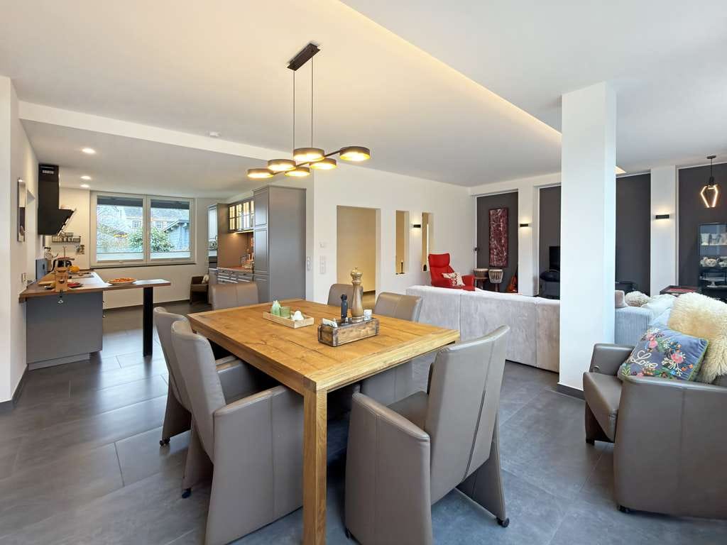 Immobilie in Densborn - Hochwertiges, neu renoviertes Mehrfamilienhaus mit 5 Wohneinheiten - Bild 3